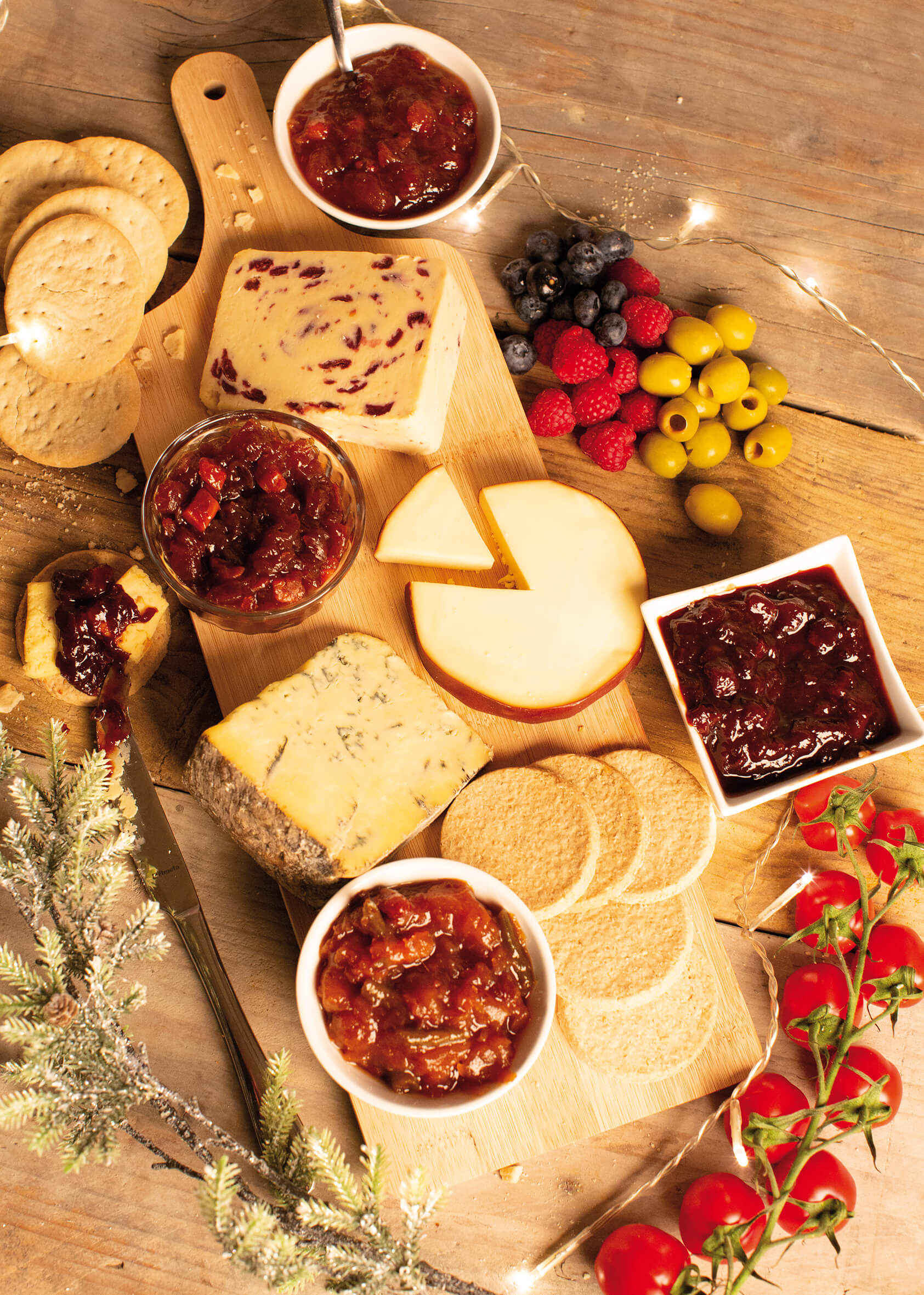 What’s the difference between chutney and pickle? 